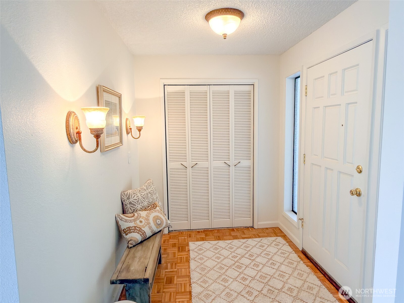 291 Pioneer Drive Property Photo 8