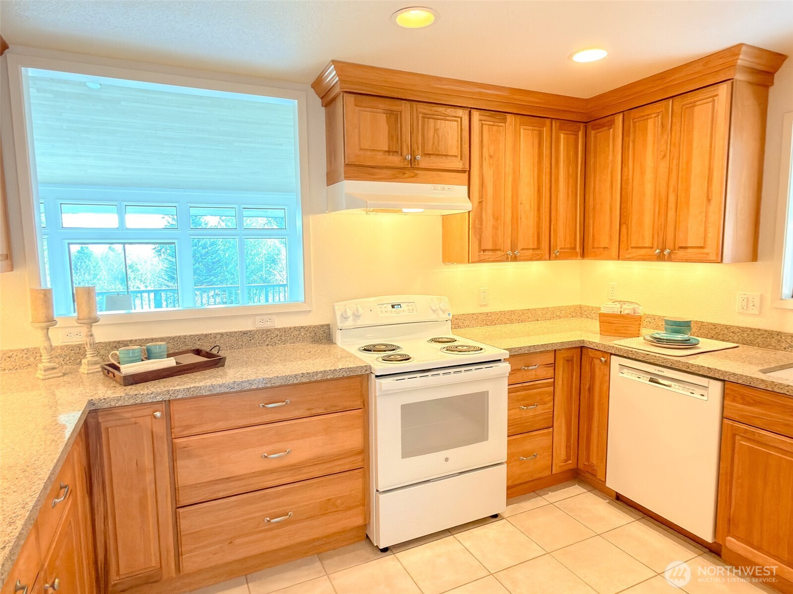 291 Pioneer Drive Property Photo 16