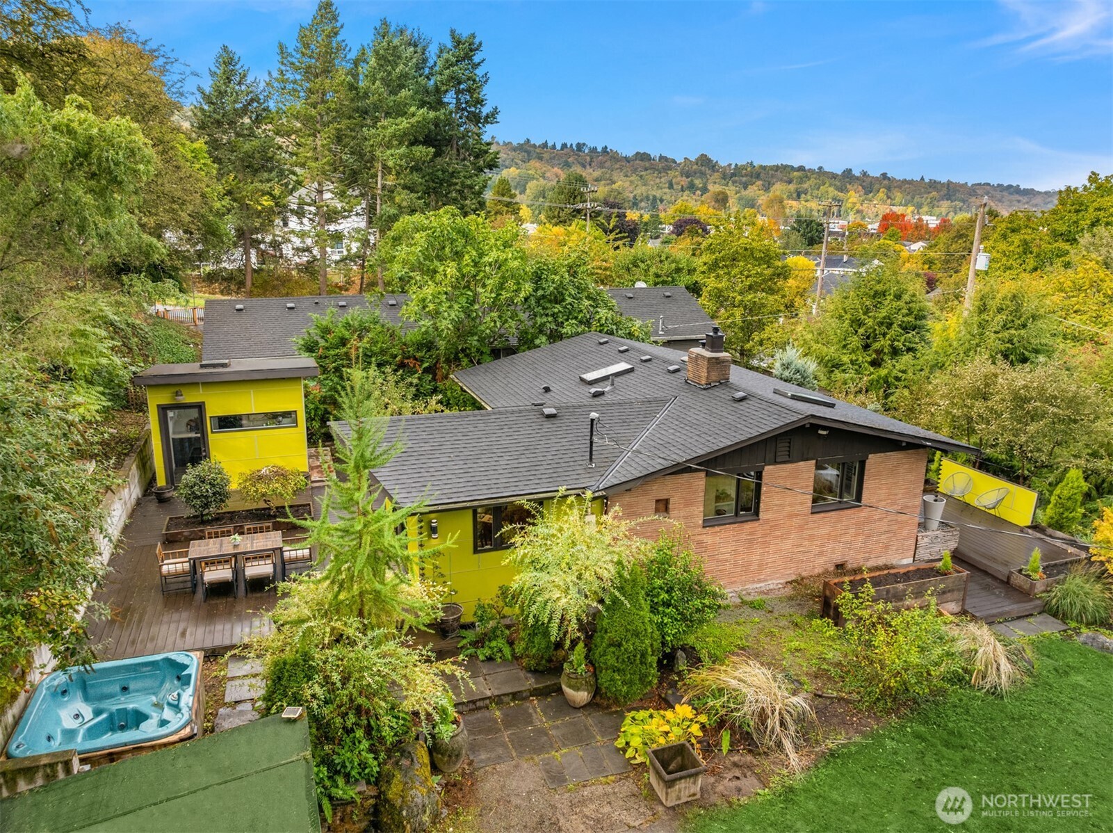 711 S Trenton Street Property Photo 1