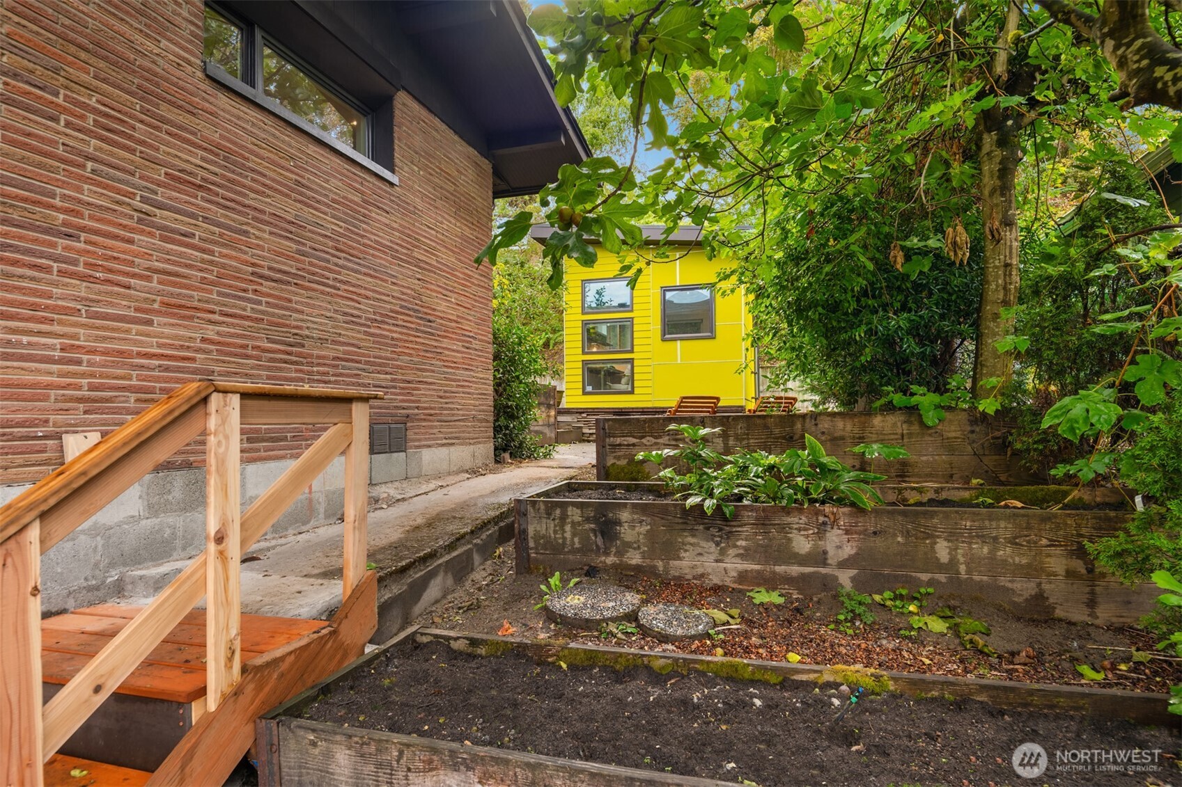 711 S Trenton Street Property Photo 32