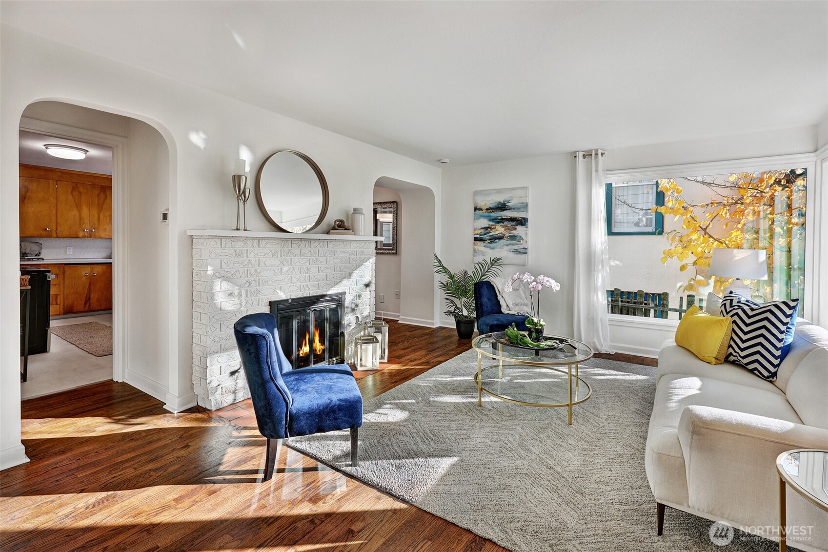 11034 Evanston Avenue Property Photo 2