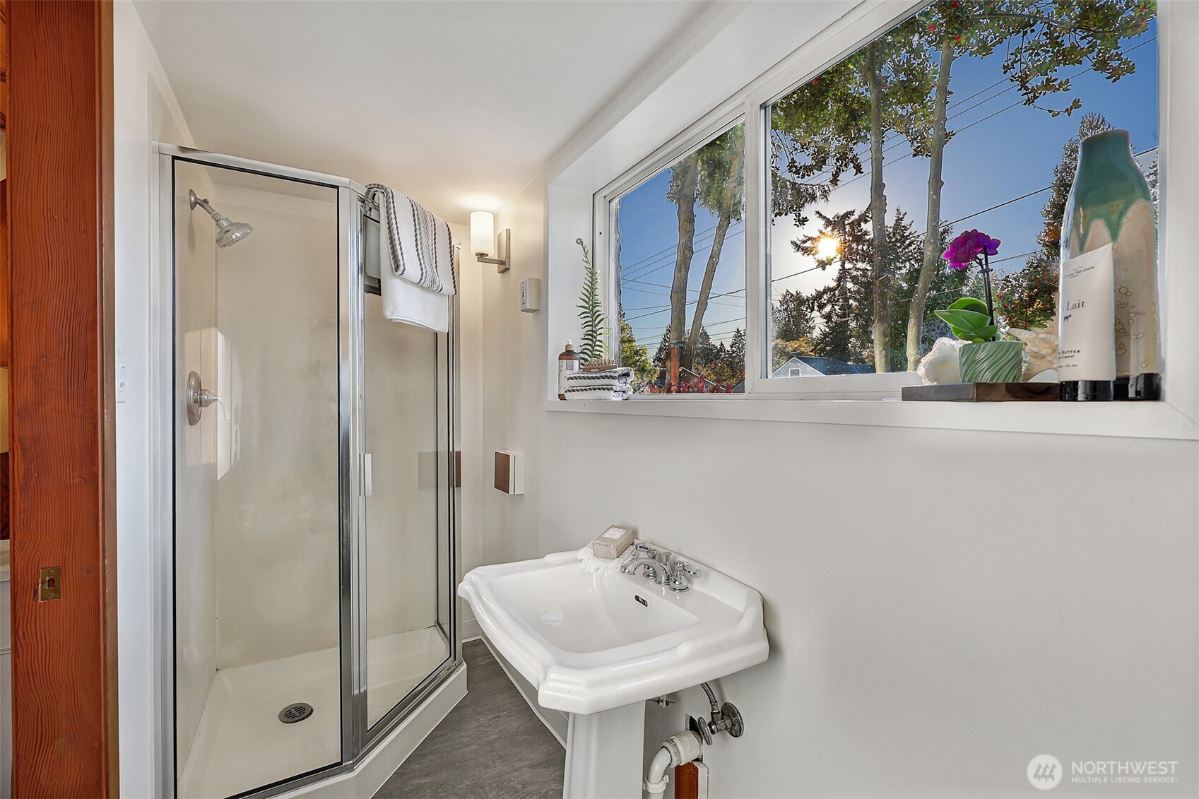 11034 Evanston Avenue Property Photo 21