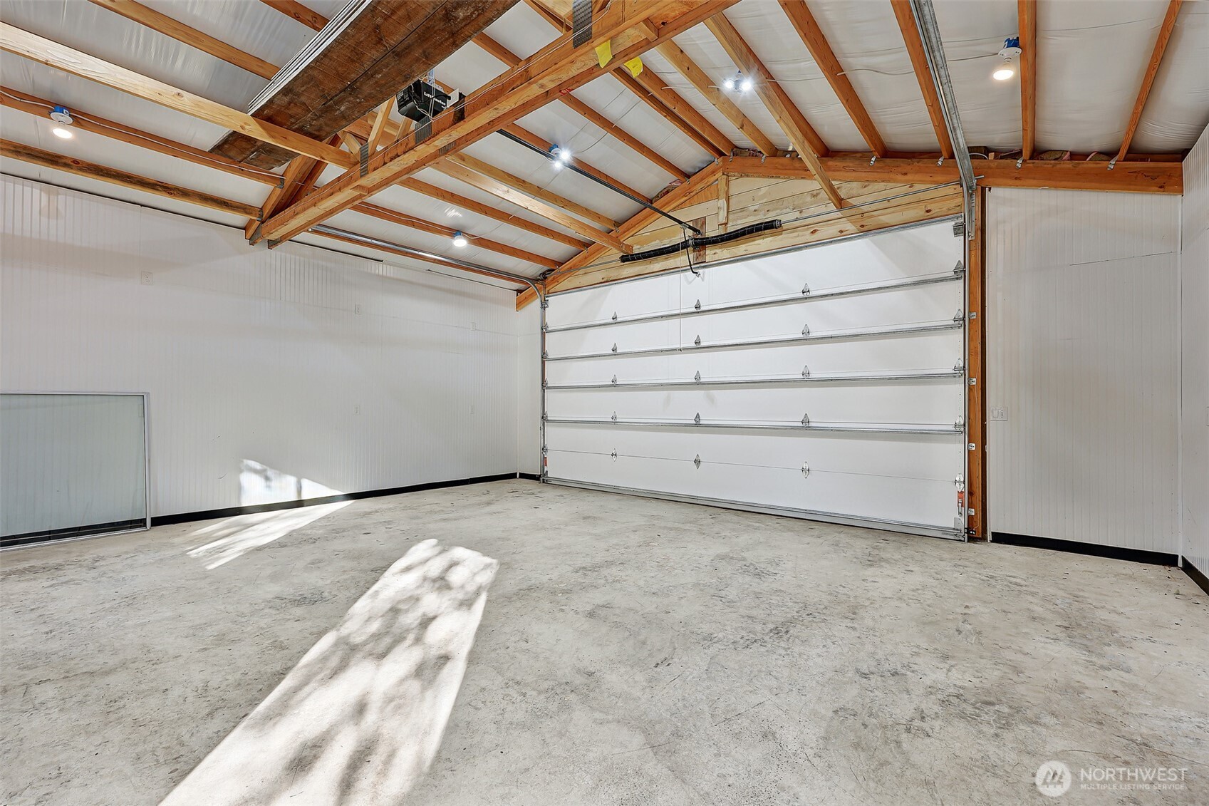 11034 Evanston Avenue Property Photo 27