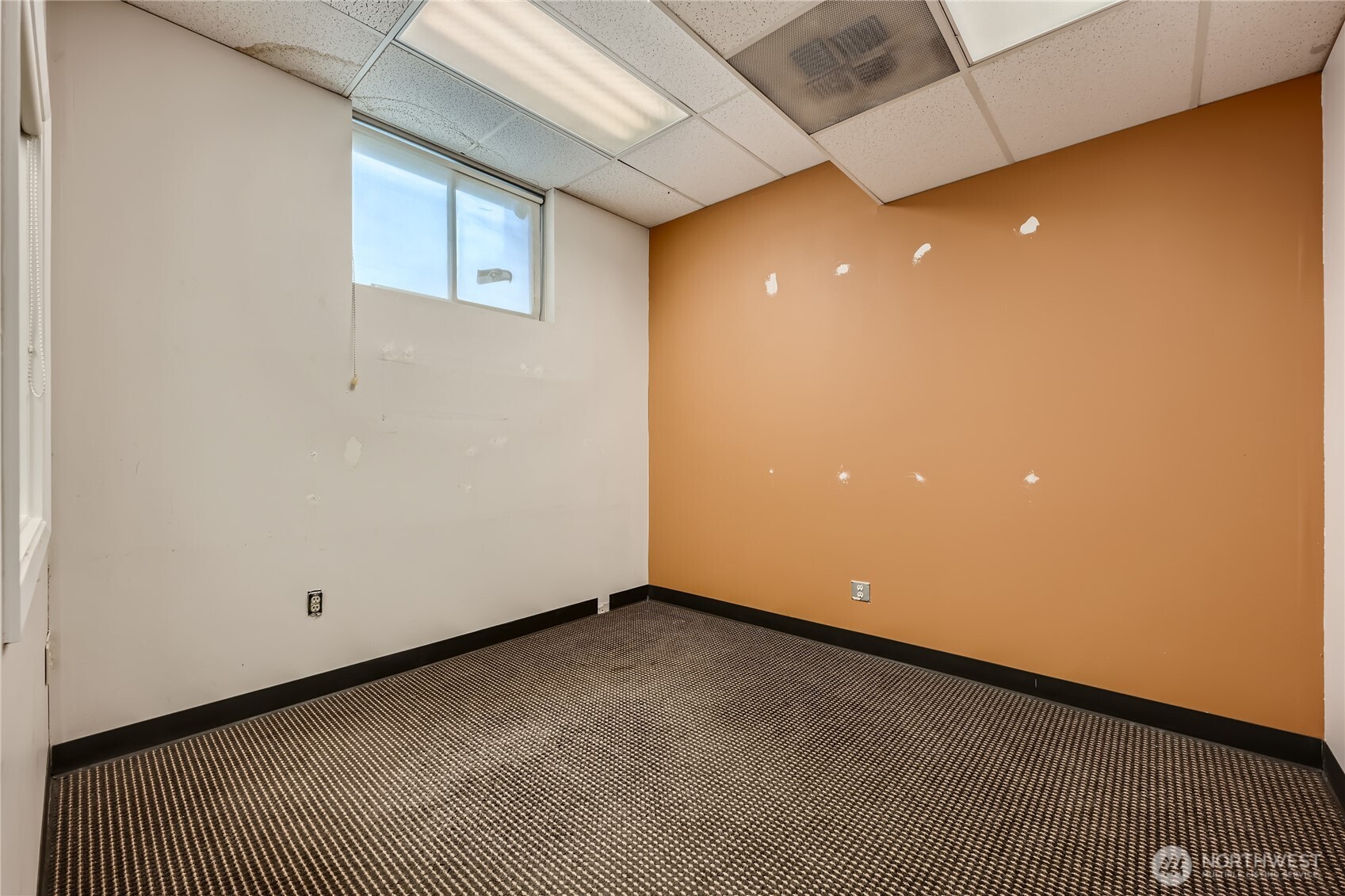4220 Aurora Avenue Property Photo 2