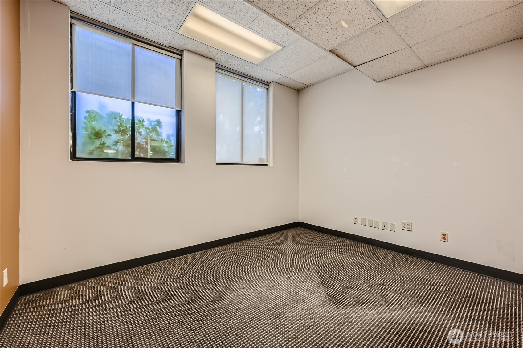4220 Aurora Avenue Property Photo 10