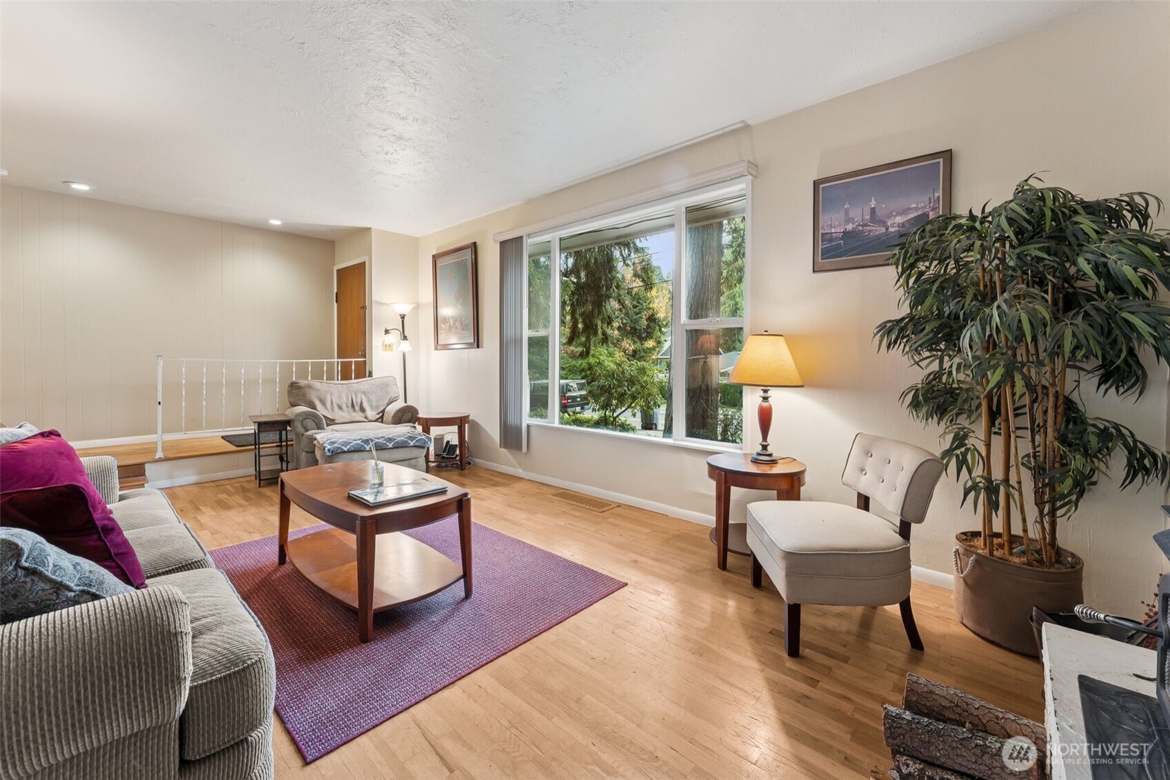 16051 21st Avenue Property Photo 5