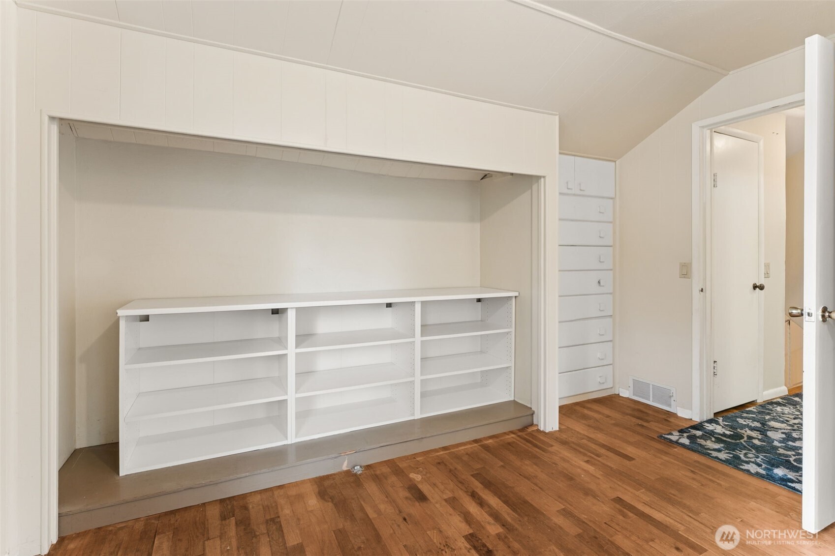 16051 21st Avenue Property Photo 15