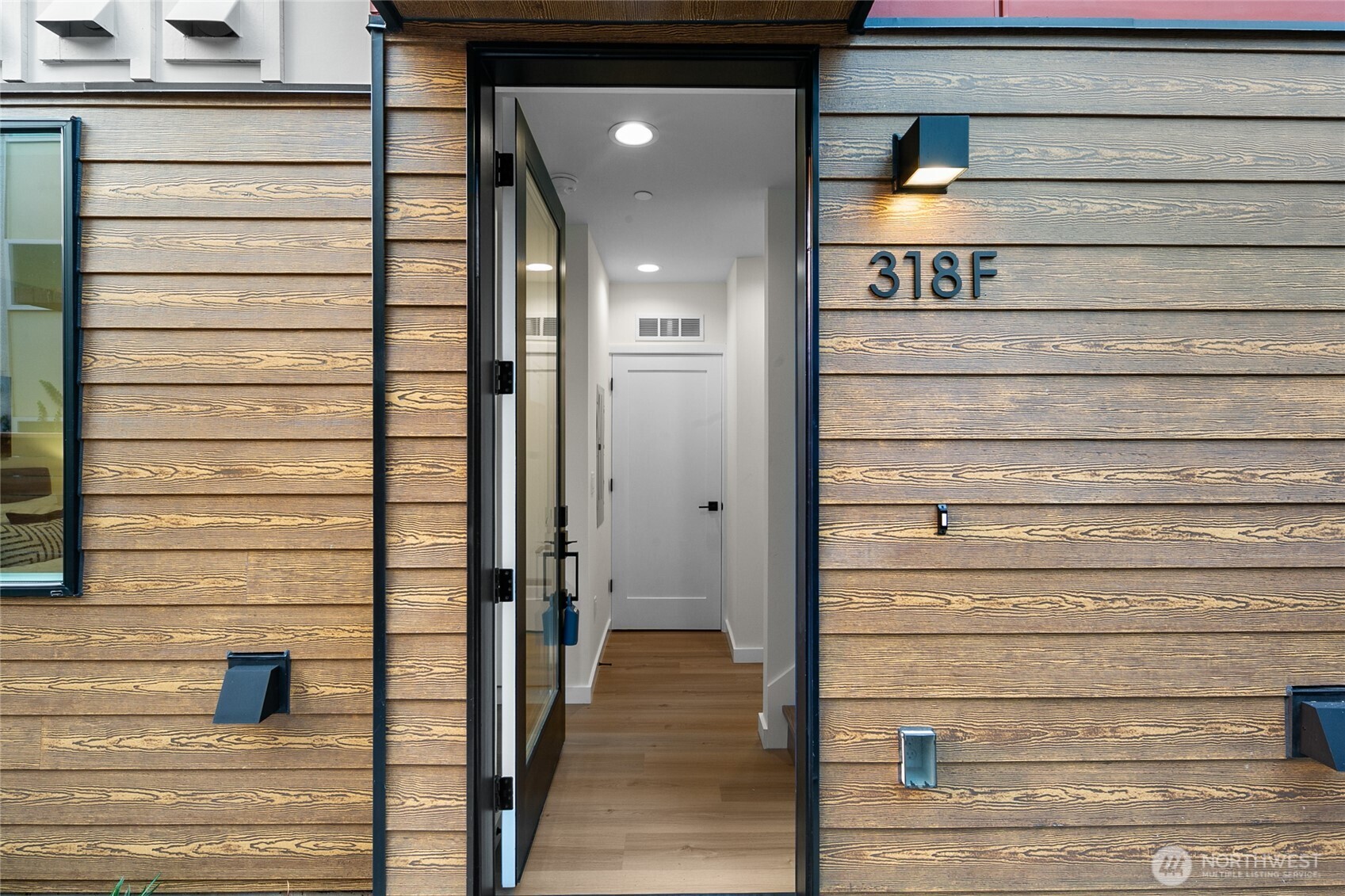 318 F Bellevue Avenue Property Photo 2