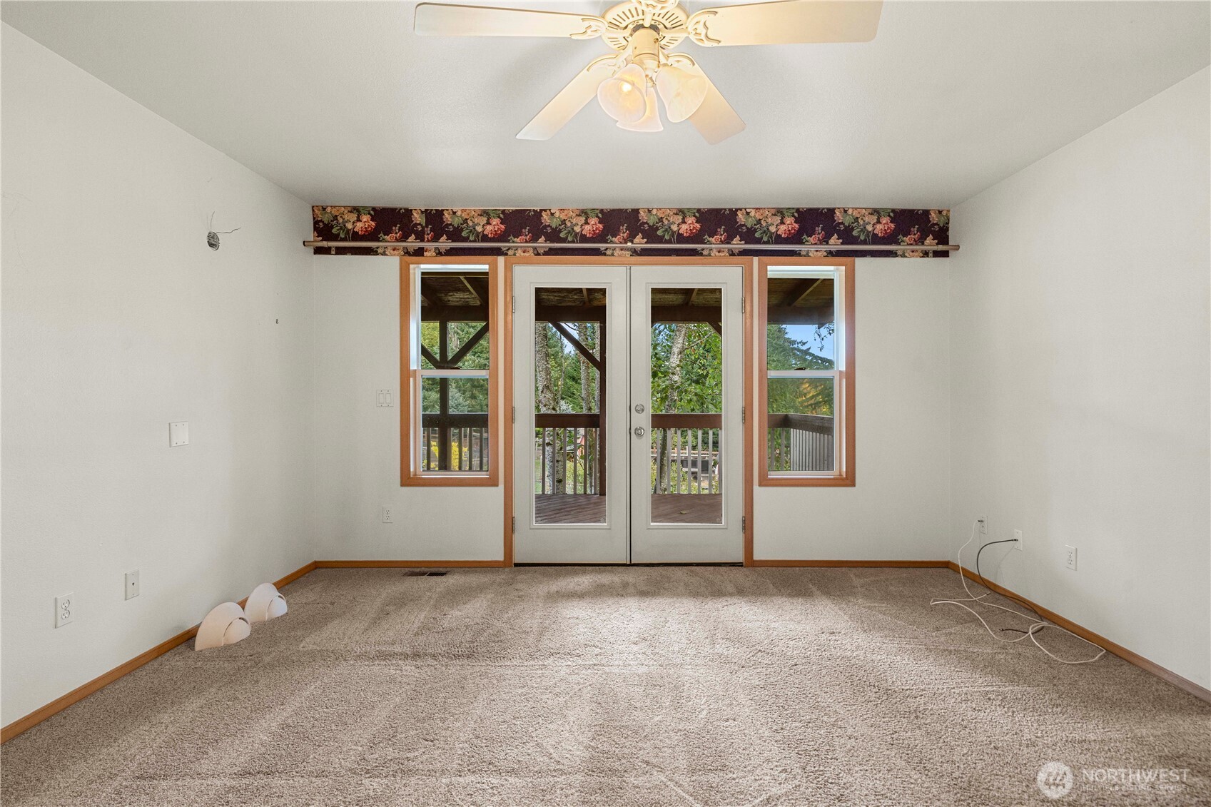 21103 16th Street Property Photo 8