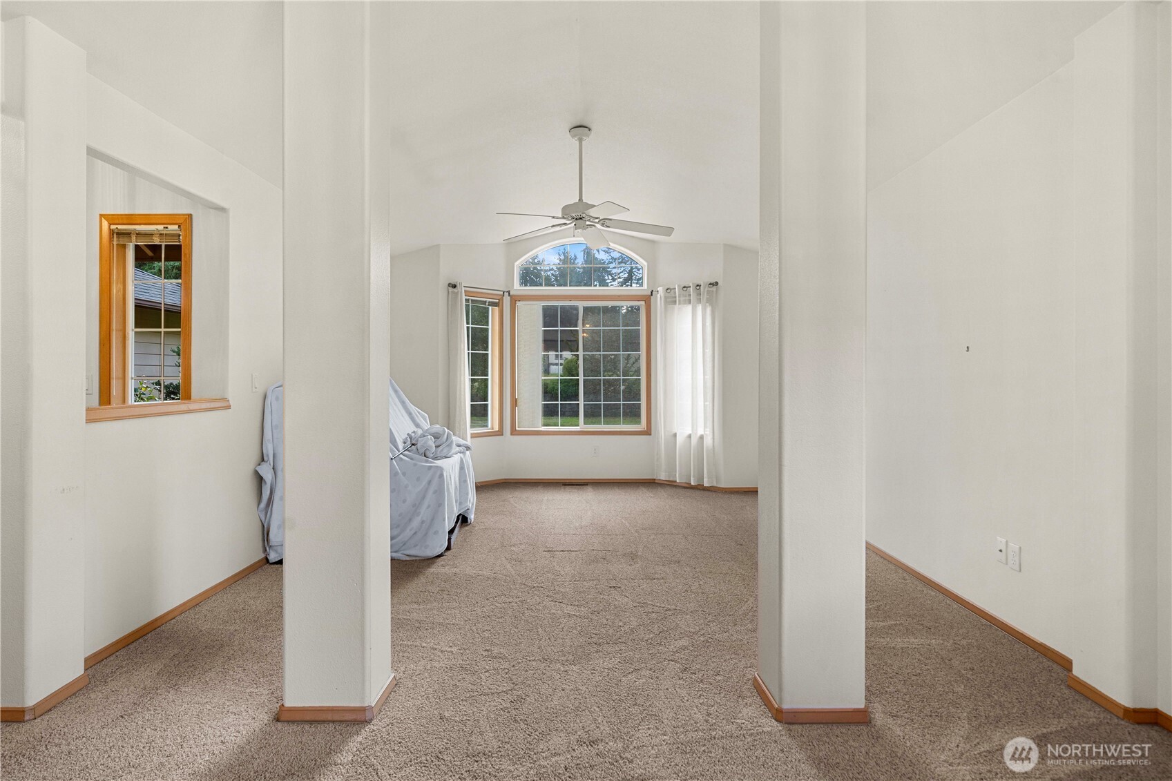 21103 16th Street Property Photo 14