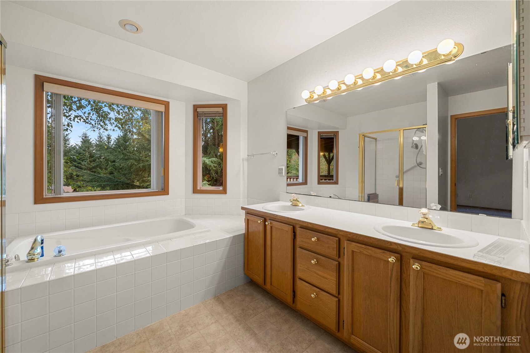 21103 16th Street Property Photo 16