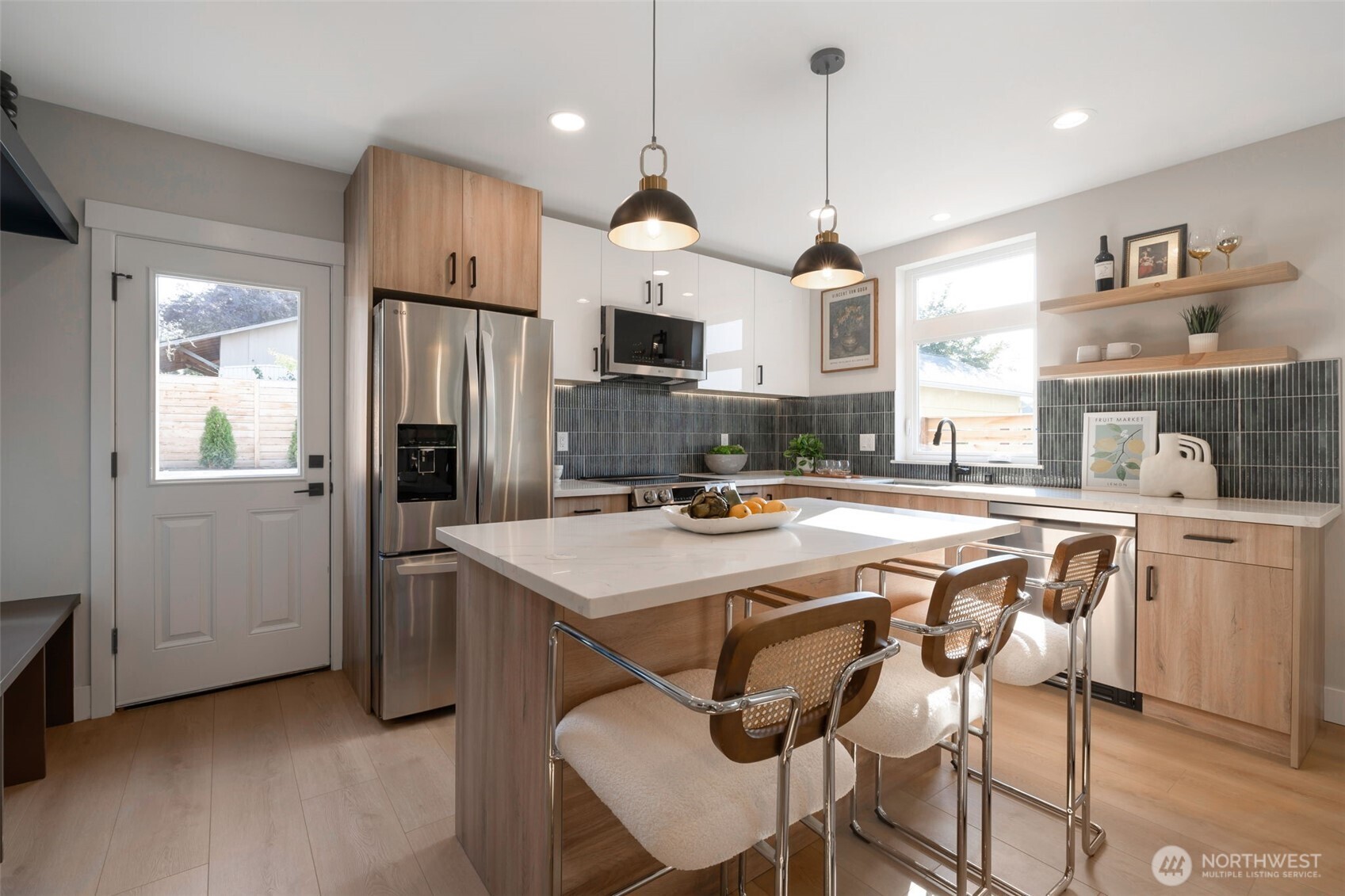 1605 Sw Kenyon Street Property Photo 5