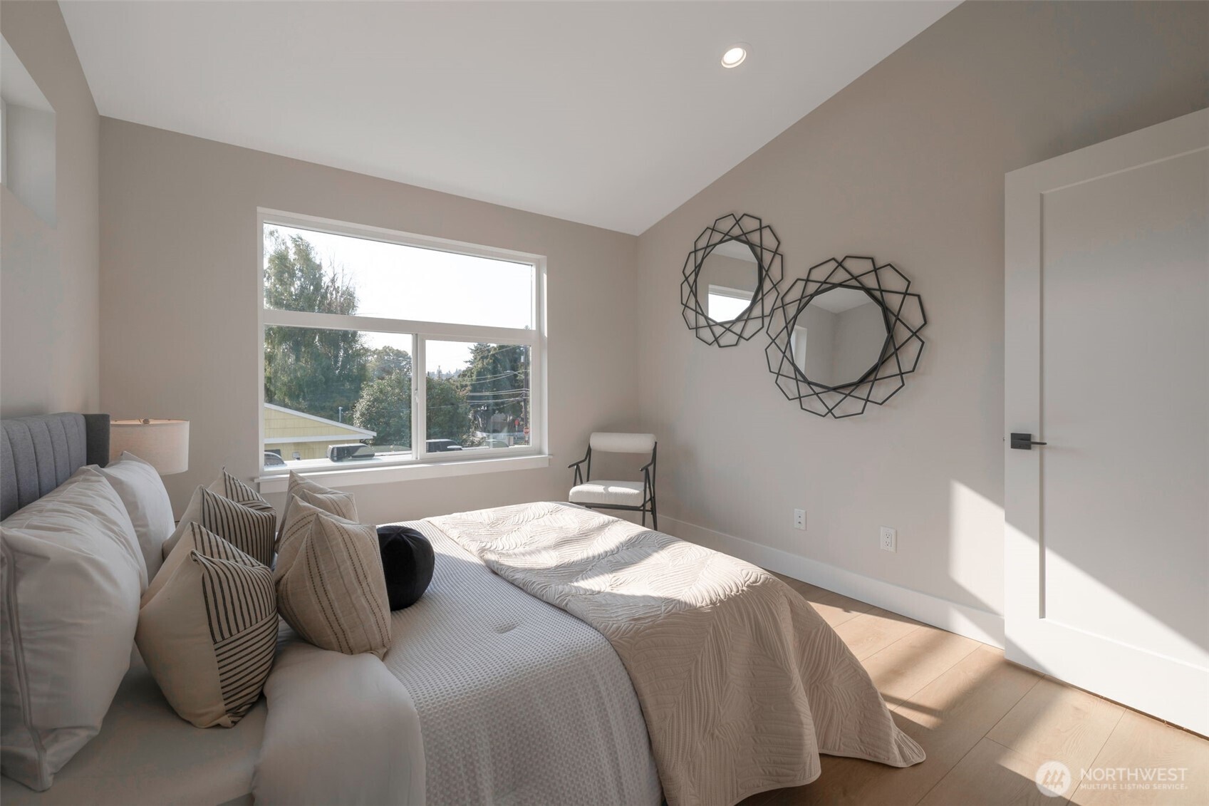 1605 Sw Kenyon Street Property Photo 16