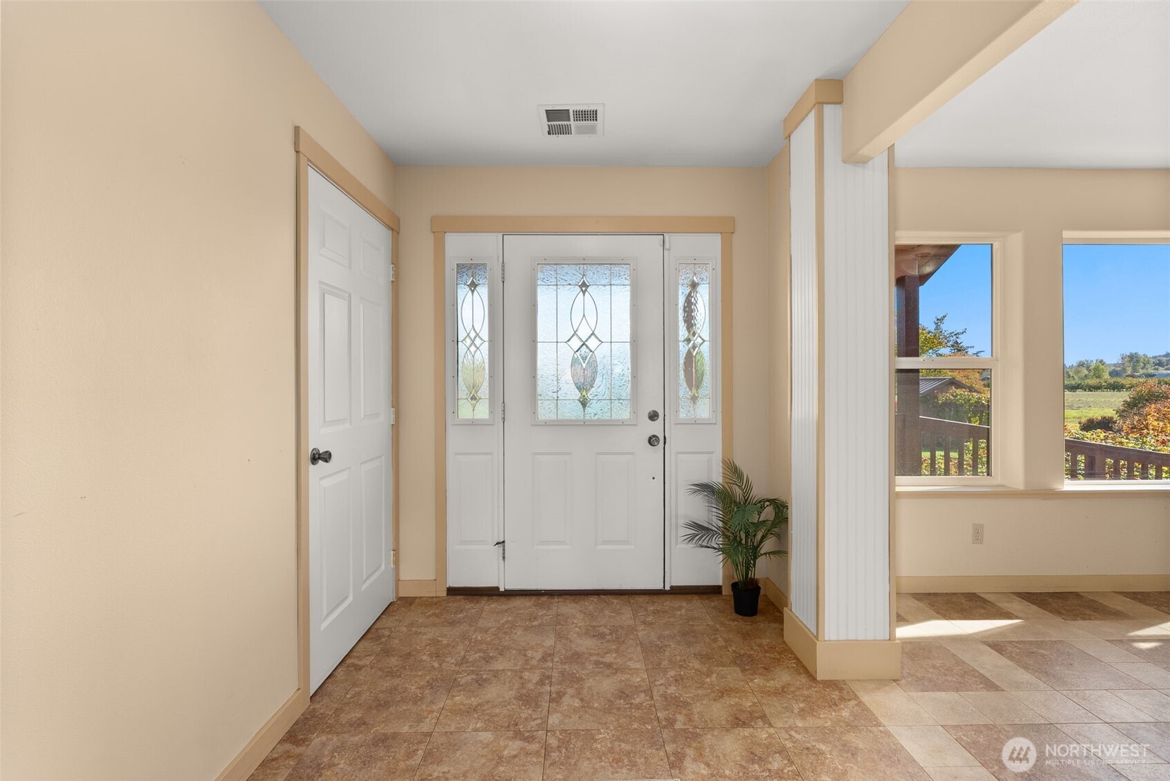 395 Ceres Hill Road Property Photo 8
