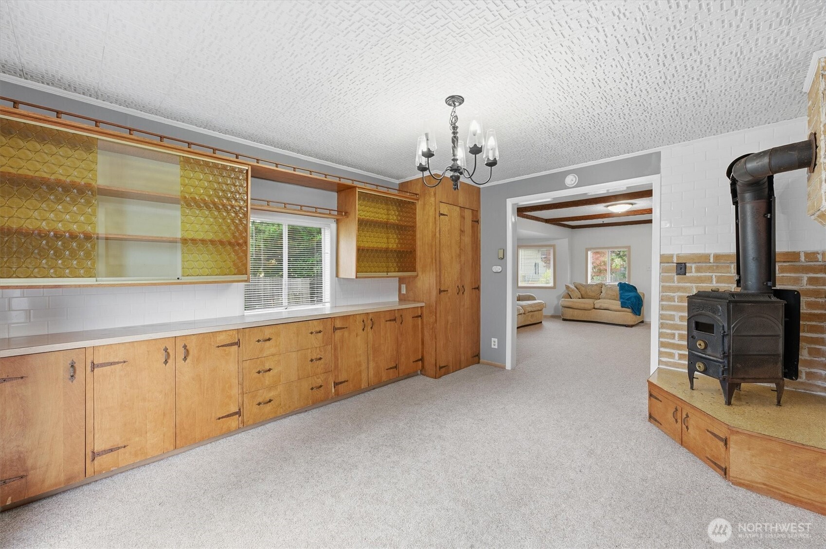 4514 L Place Property Photo 7