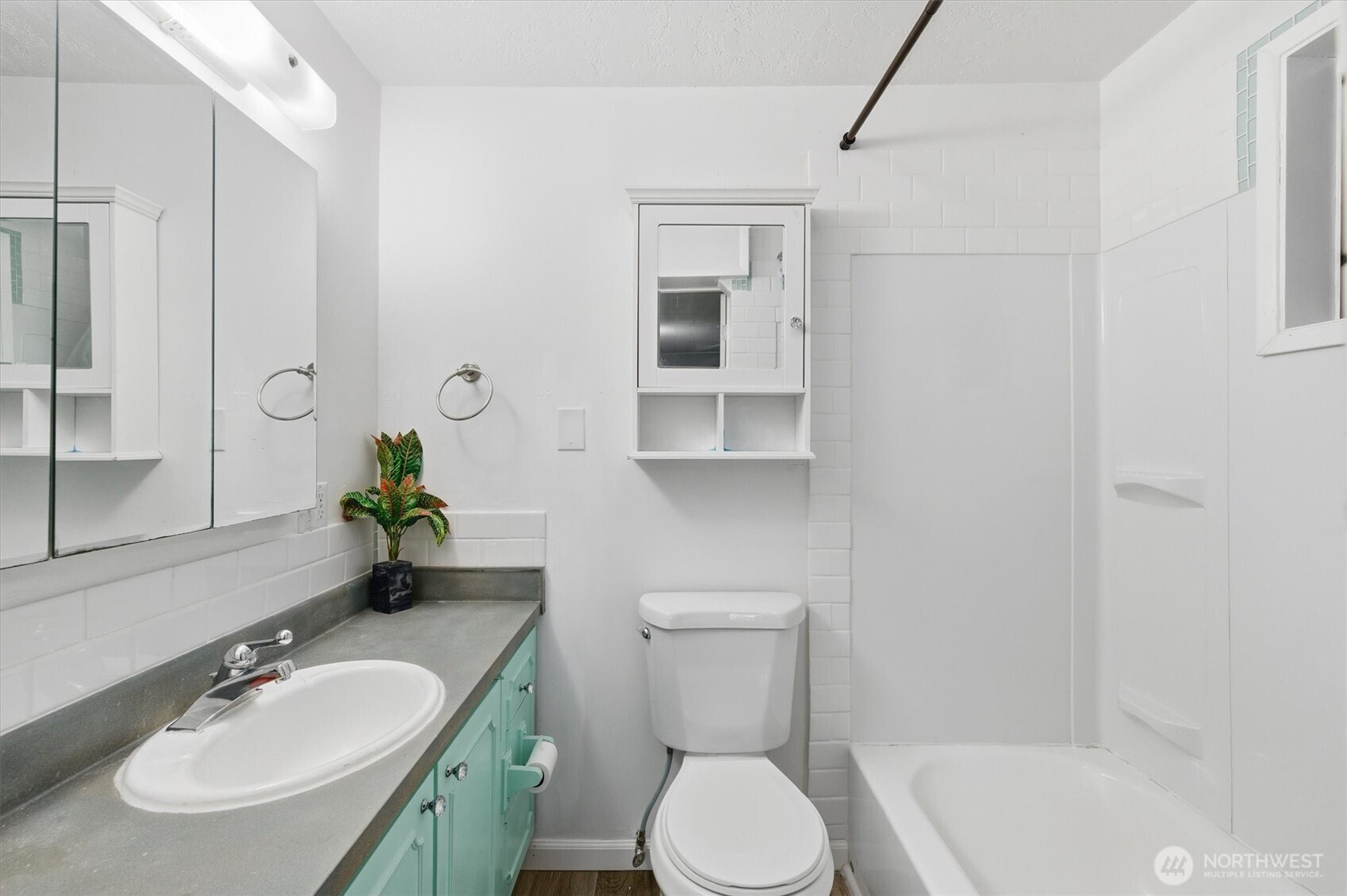 4514 L Place Property Photo 15