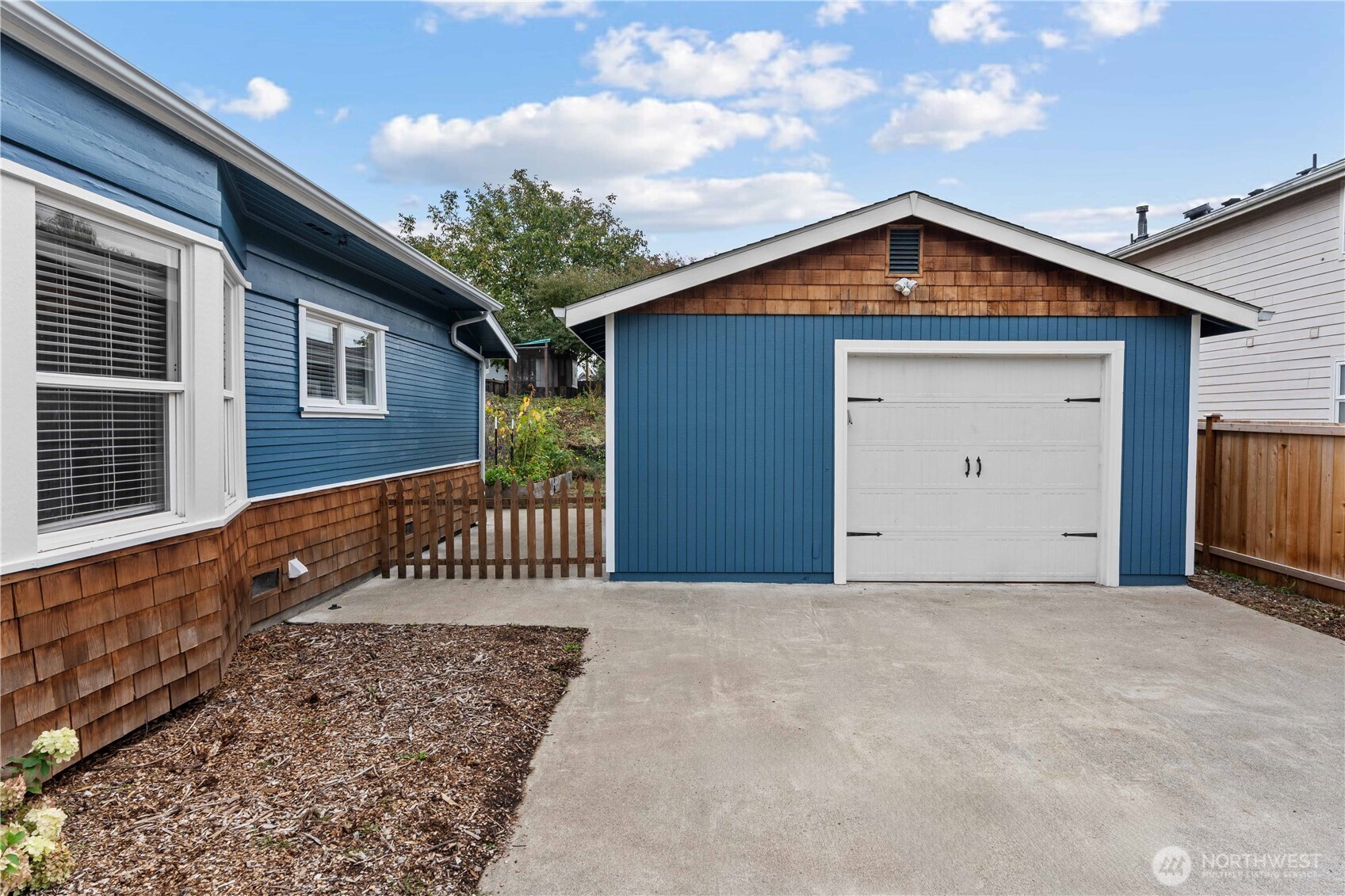 624 W Main Street Property Photo 19