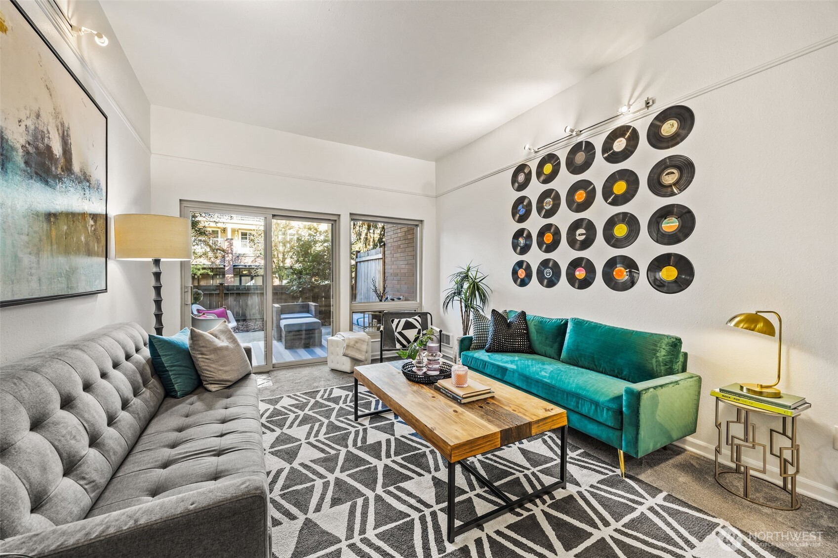 2301 Ne 65th Street 202 Property Photo 1