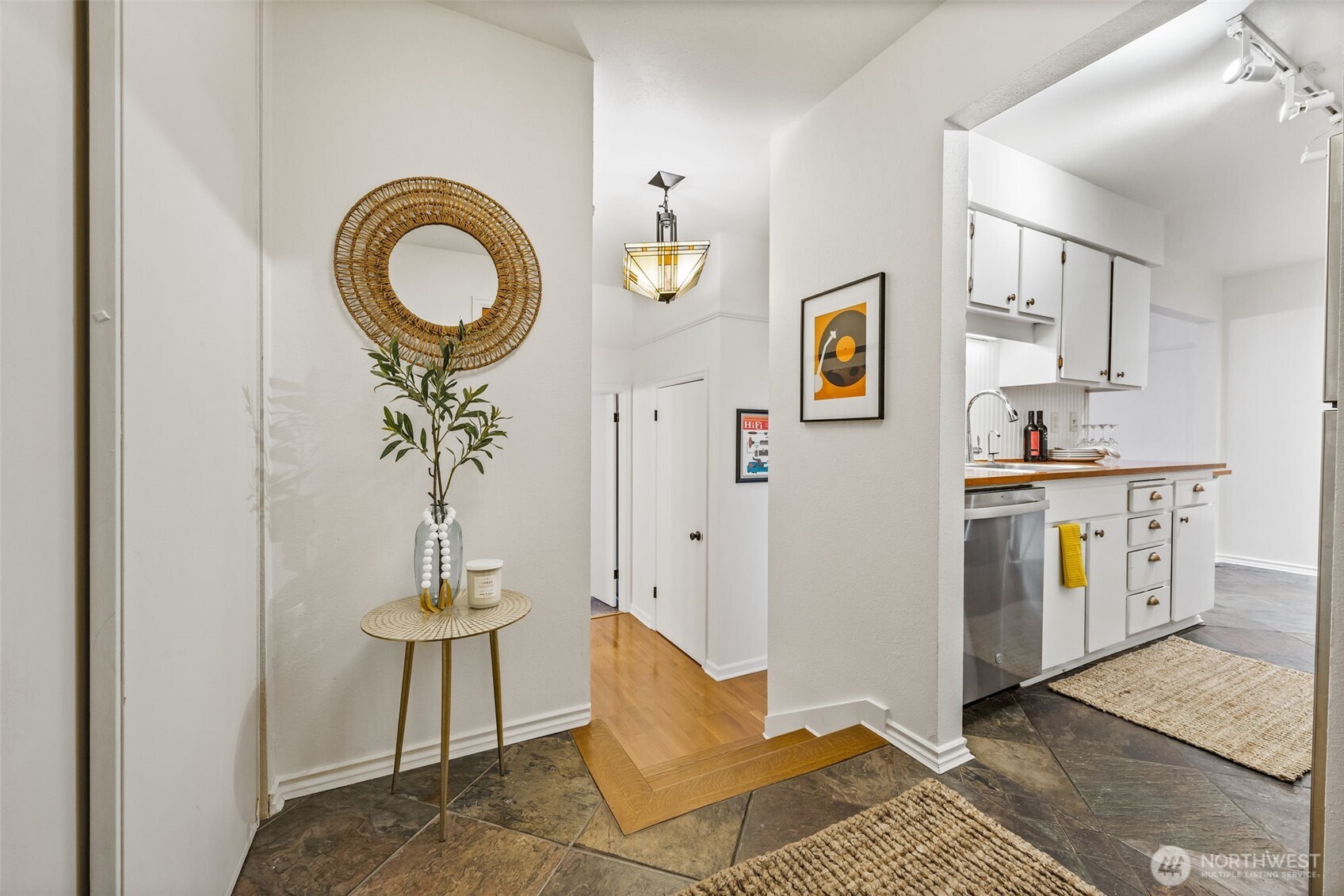 2301 Ne 65th Street 202 Property Photo 2