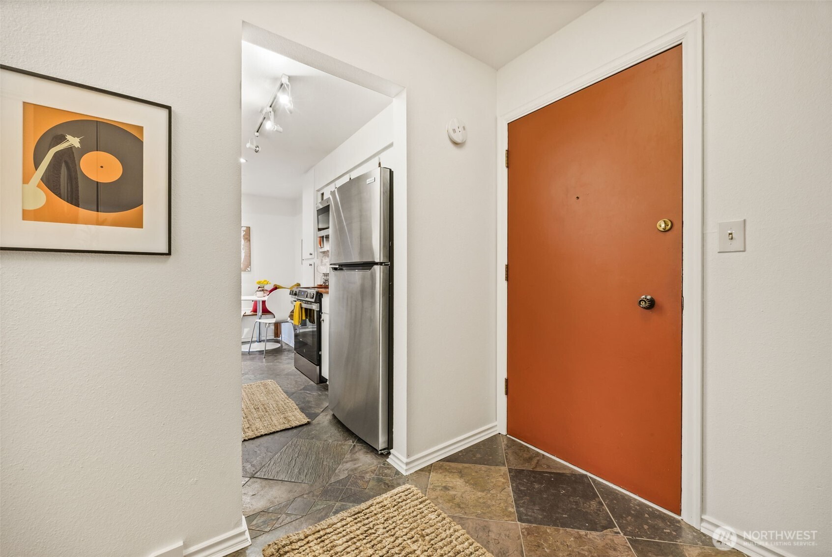 2301 Ne 65th Street 202 Property Photo 3