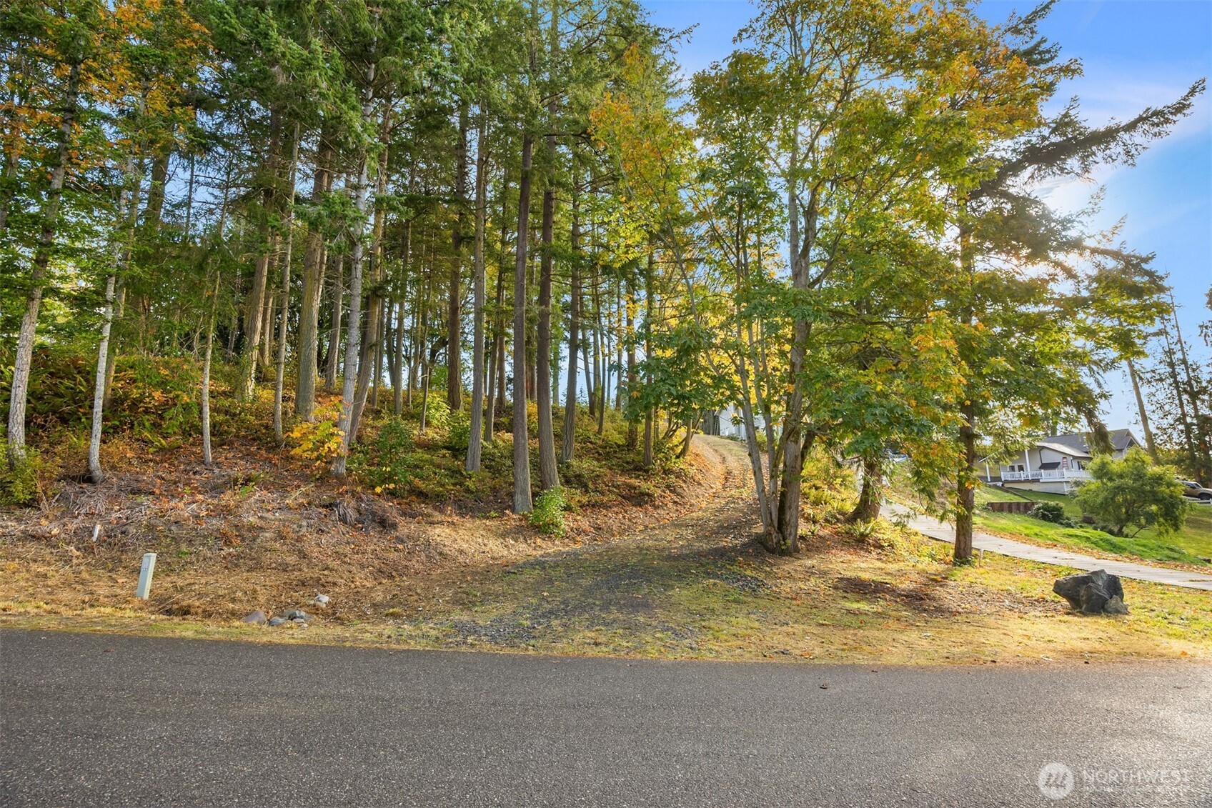 34464 Bridge View Drive Property Photo 11