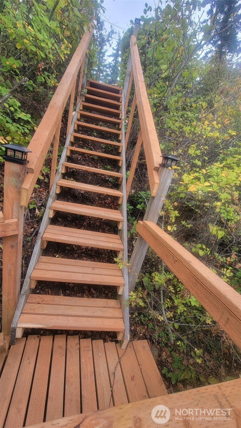 10405 Samish Island Road Property Photo 10