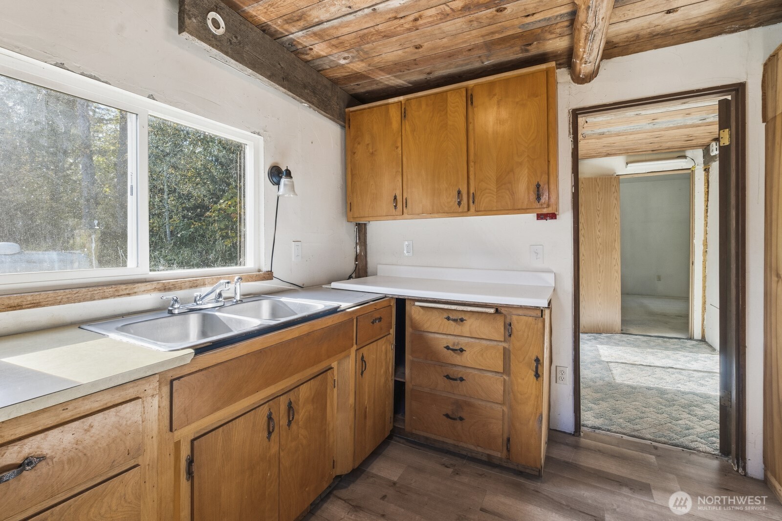 17328 Mulqueen Road Property Photo 16