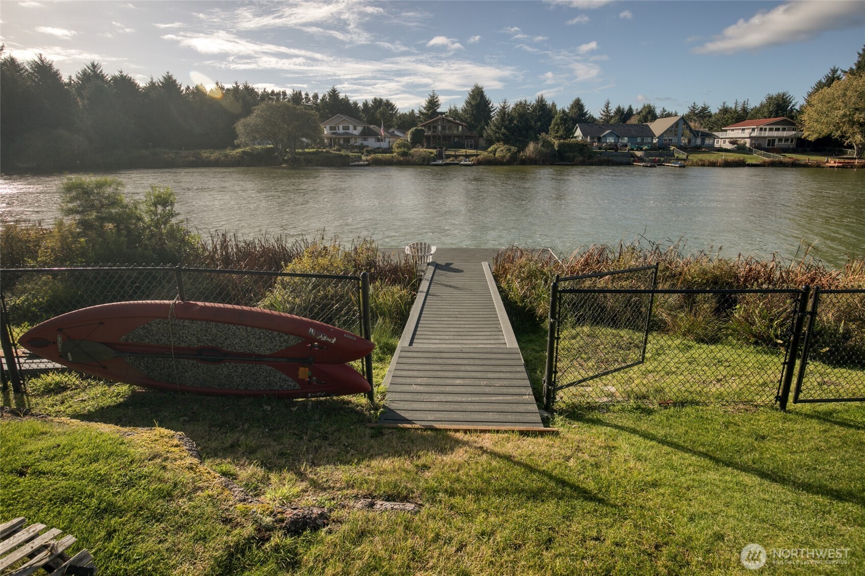 292 Ne Pearsall Street Property Photo 1