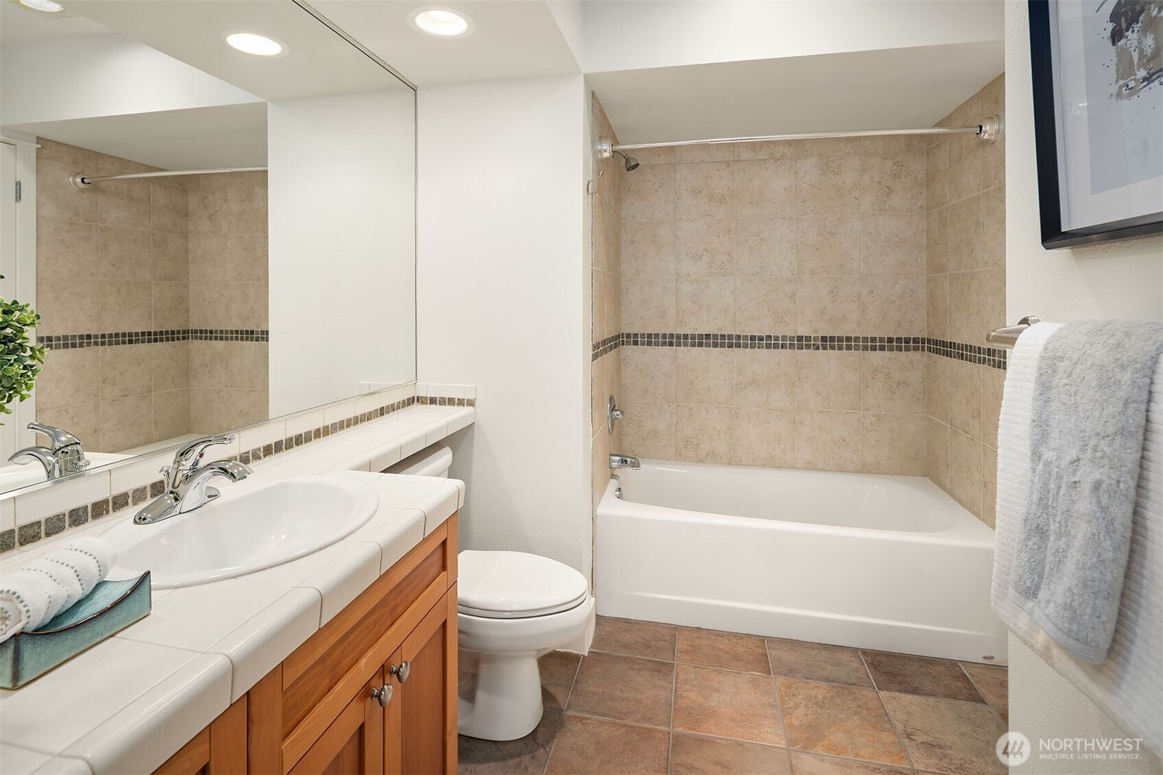 1545 Nw 57th Street 310 Property Photo 14