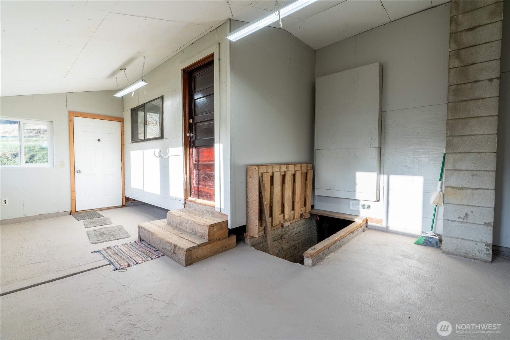 20016 N Sands Road Property Photo 26