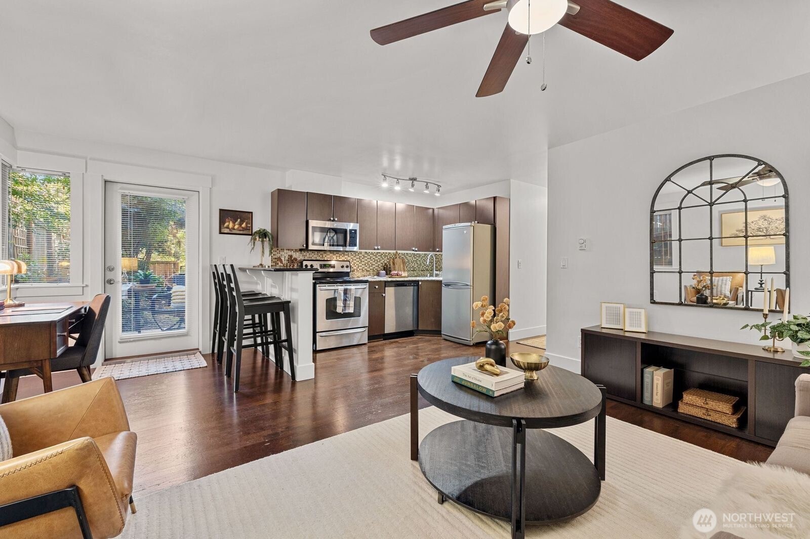 120 NW 39th Street 106 Property Photo 1