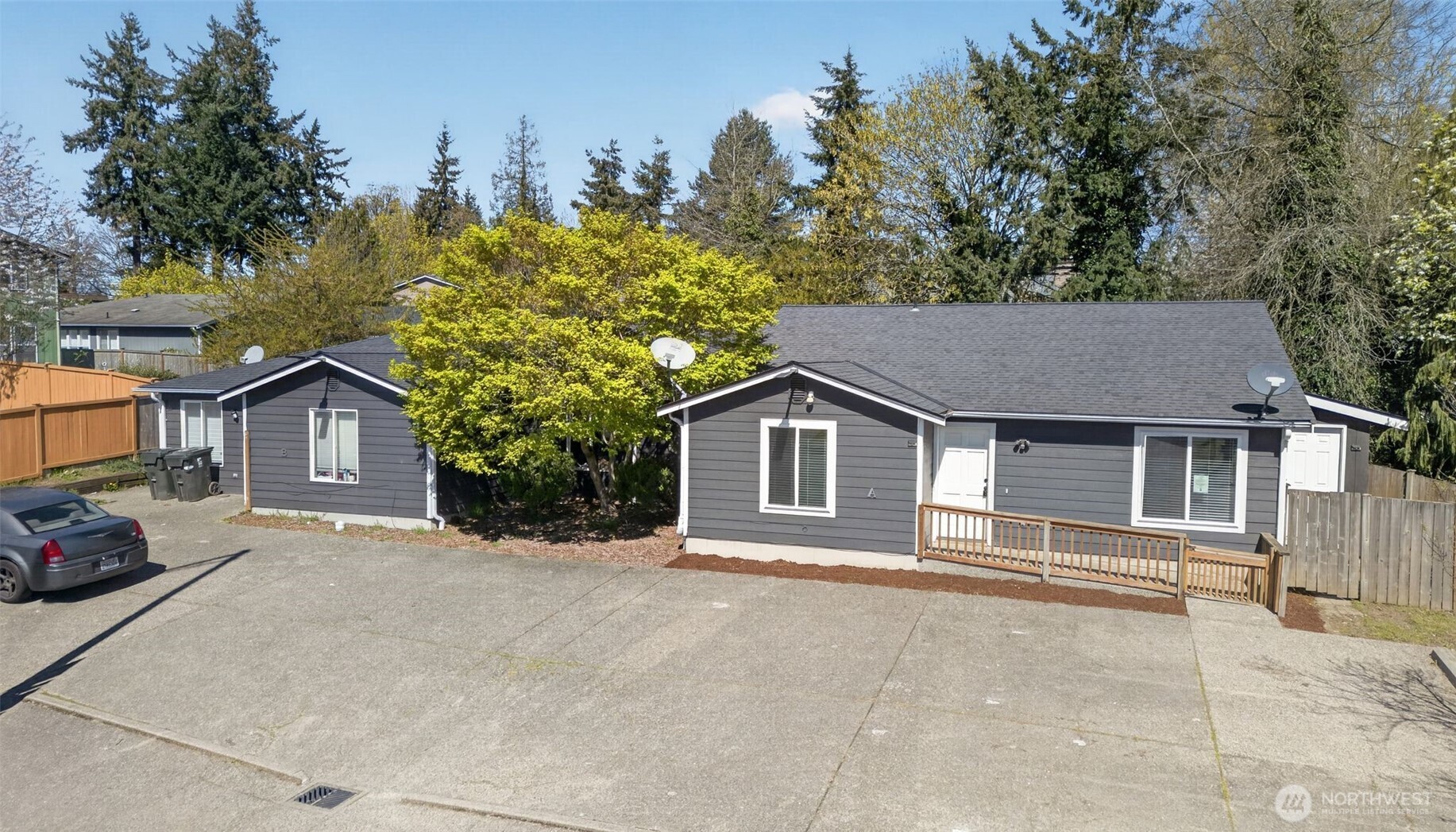6215 29th Street Property Photo 1