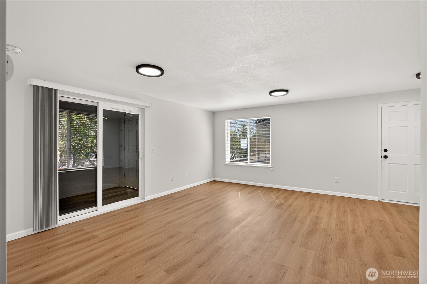 6215 29th Street Property Photo 7