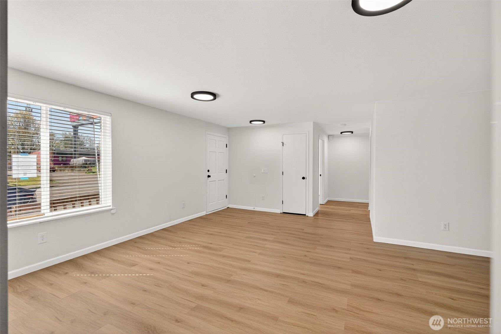 6215 29th Street Property Photo 8
