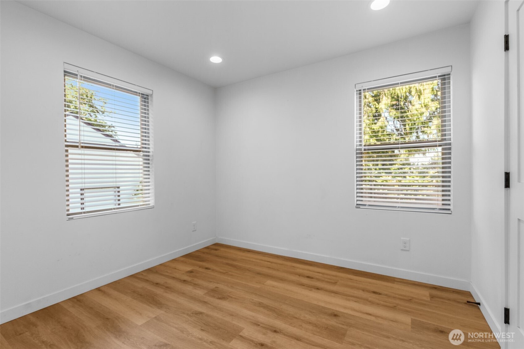 2125 N 90th Street Property Photo 10