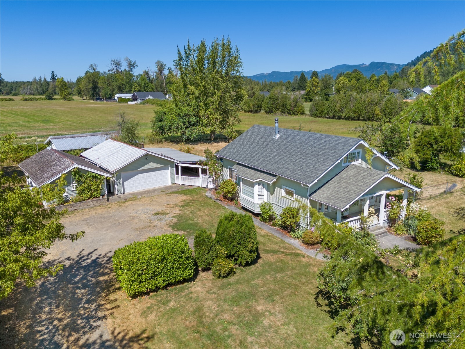 1676 Collins Road Property Photo 1