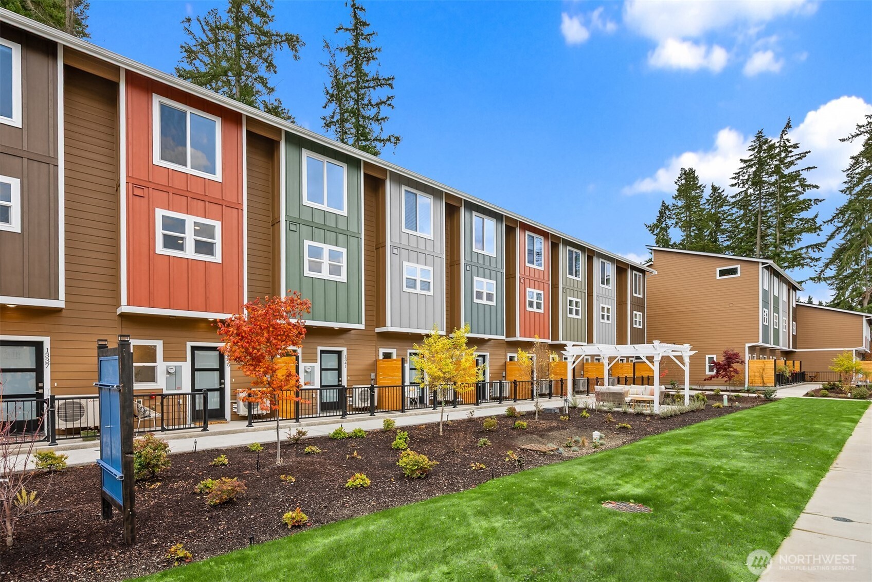 1341 Nolta Loop Property Photo 1