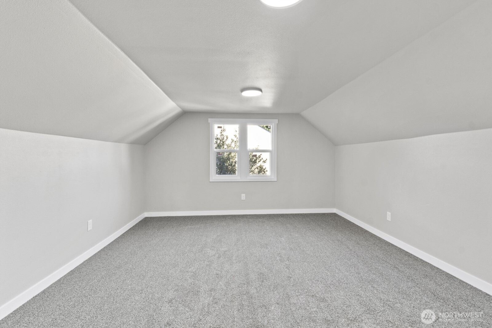 1114 2nd Avenue Property Photo 23