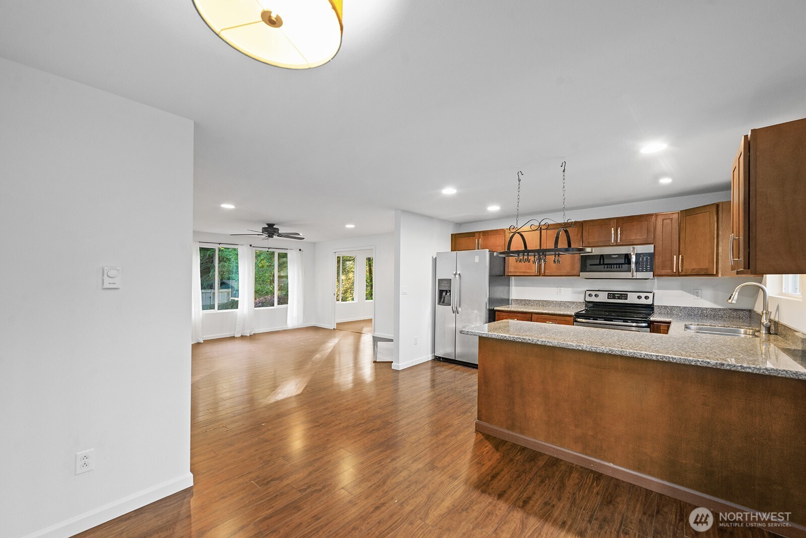 14609 Parkdale Drive Property Photo 9