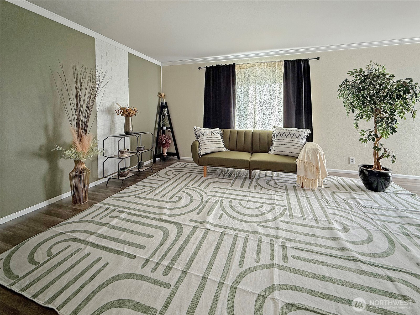 6236 Azure Way Property Photo 2