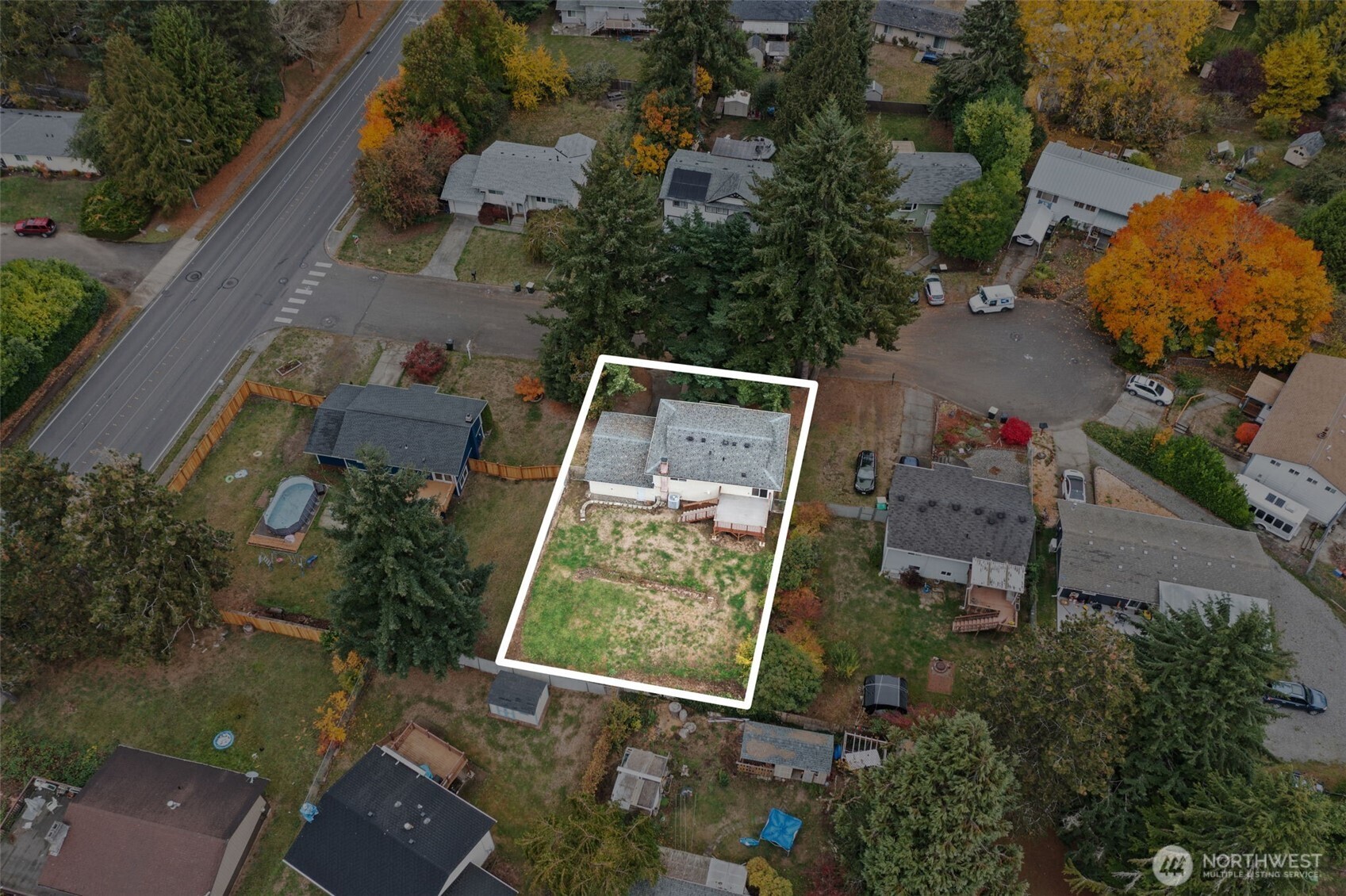 5705 38th Court Property Photo 3