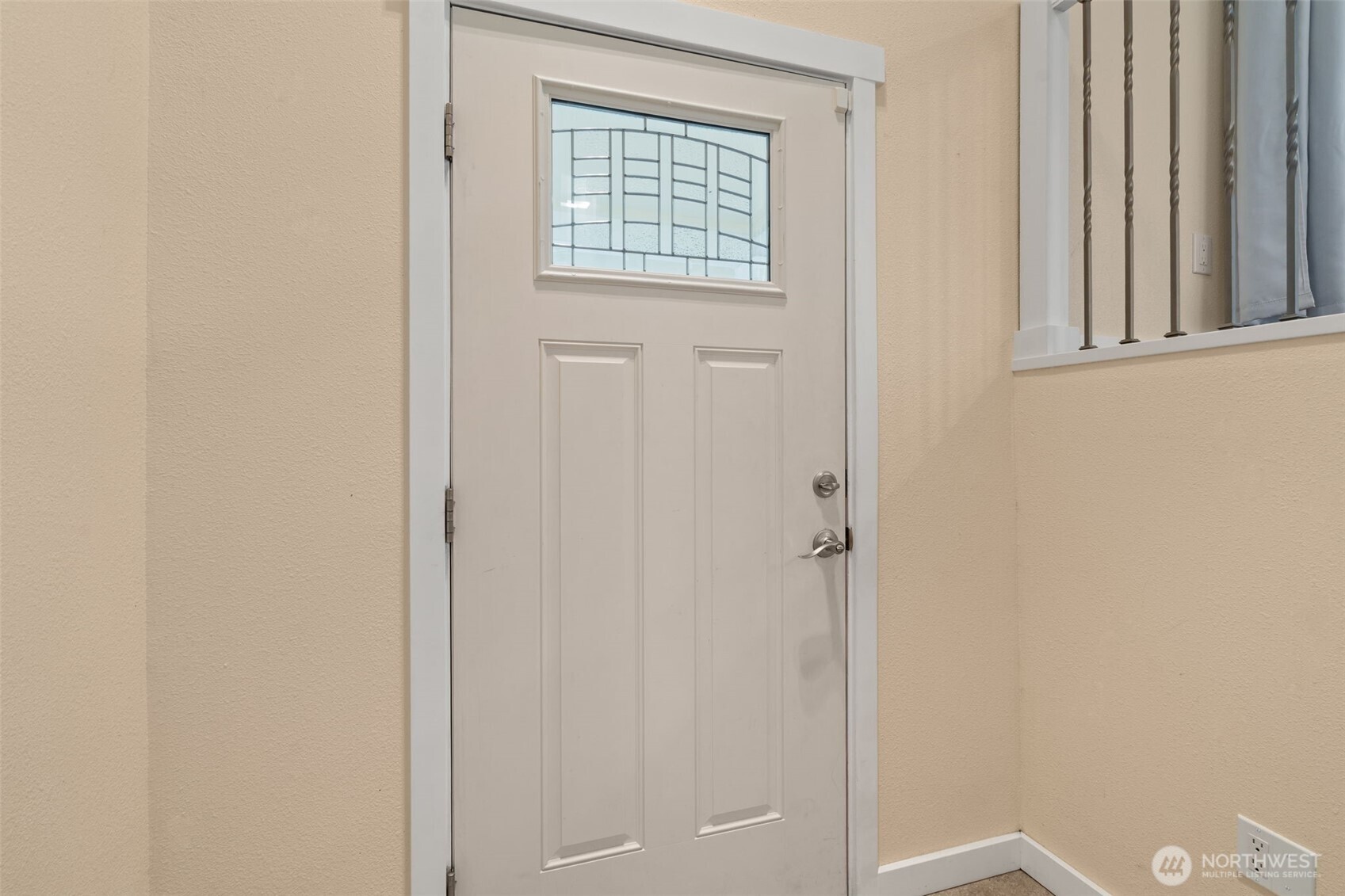 5705 38th Court Property Photo 6