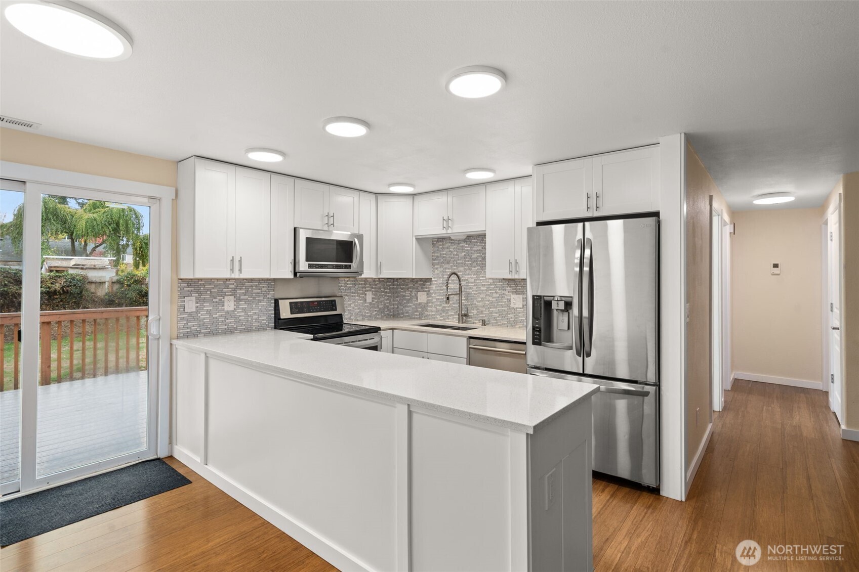 5705 38th Court Property Photo 10