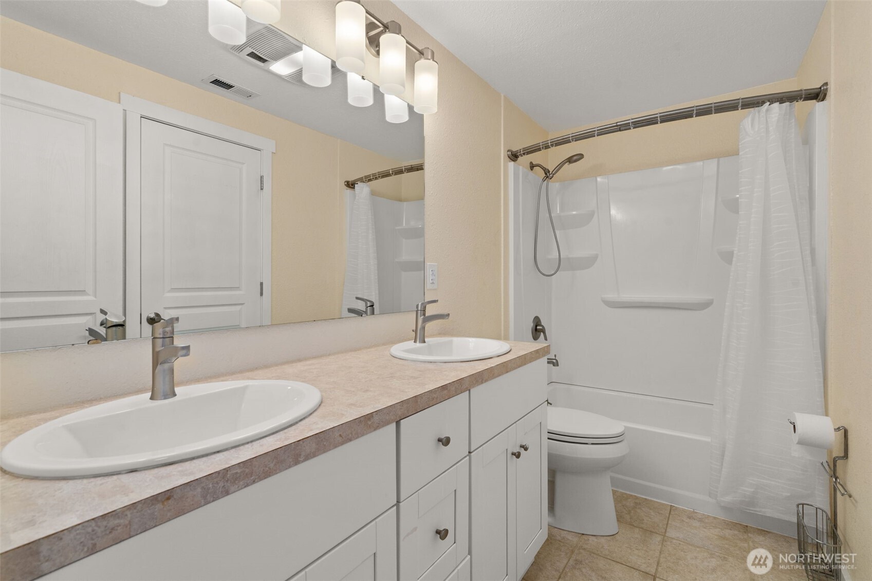 5705 38th Court Property Photo 16