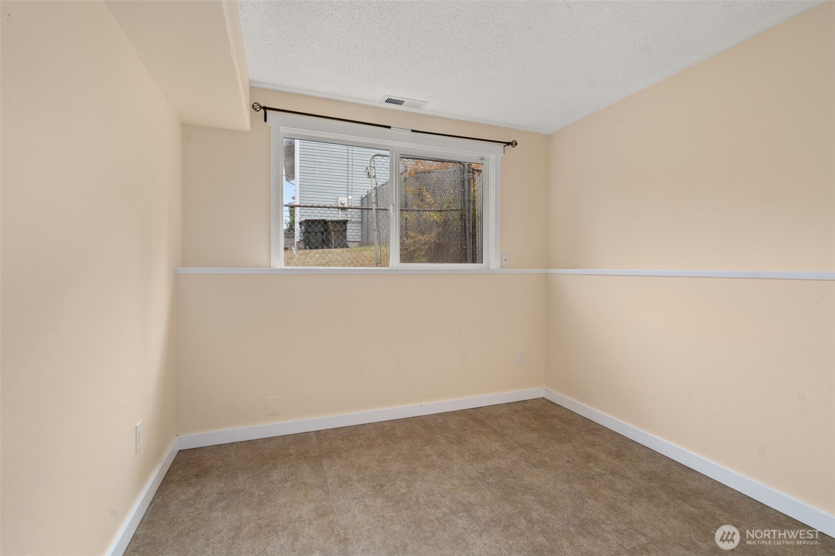 5705 38th Court Property Photo 20