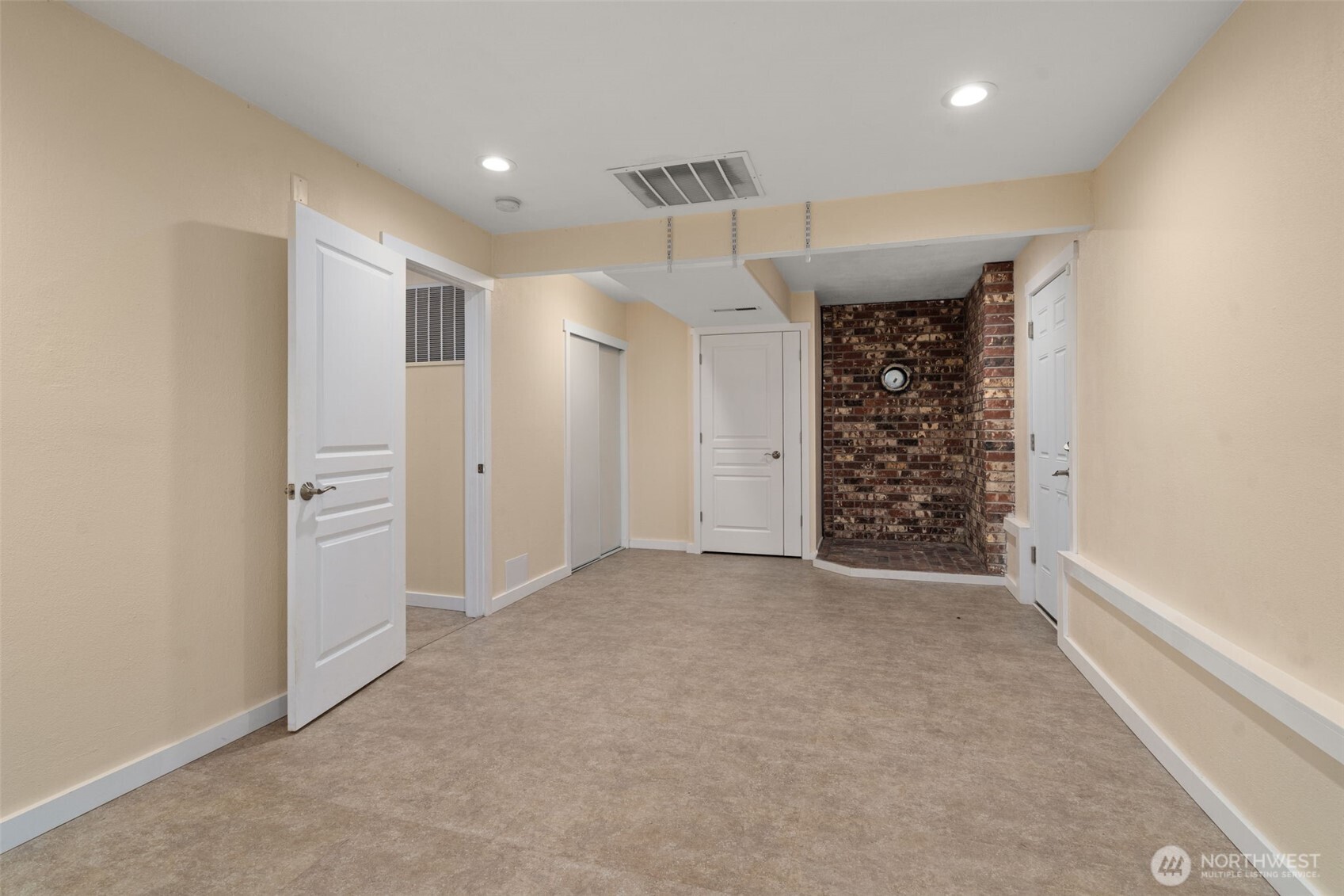 5705 38th Court Property Photo 23