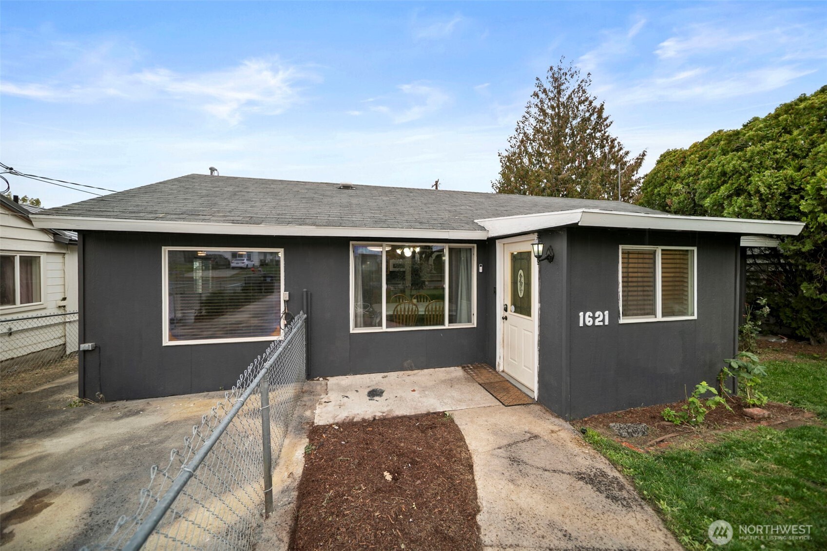 1621 Tacoma Avenue Property Photo 1