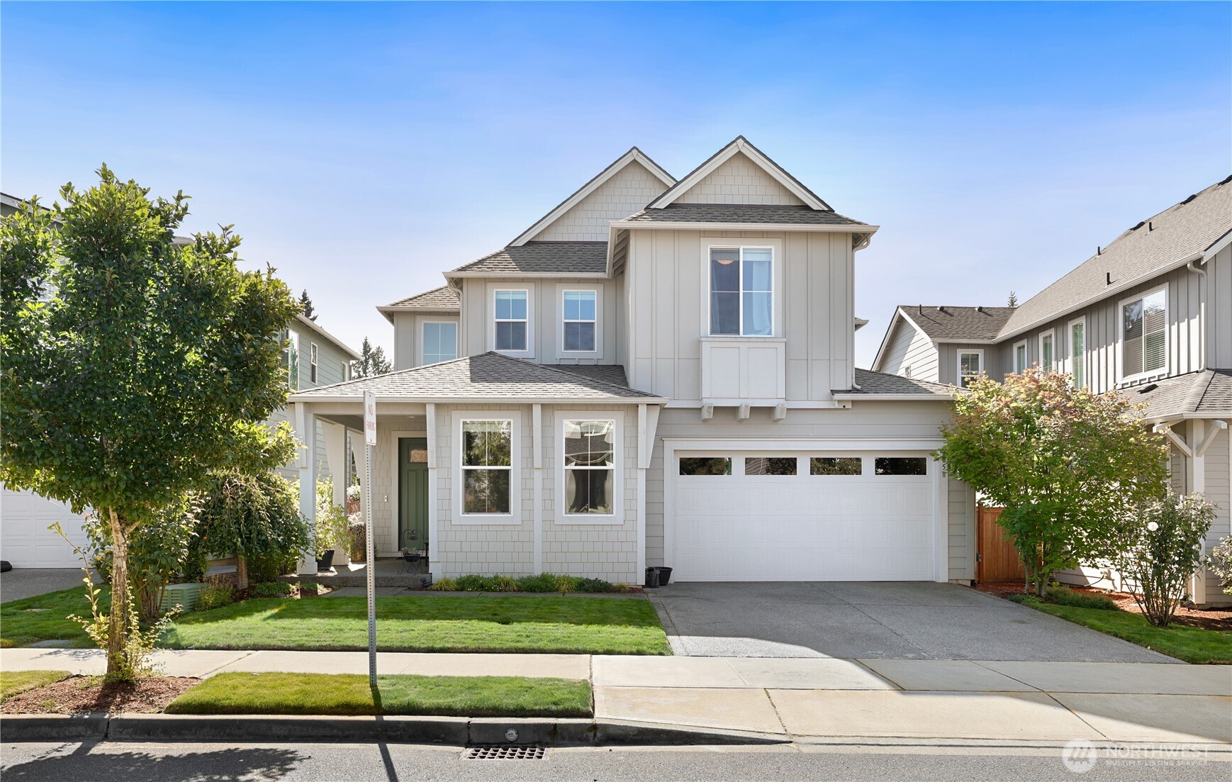 3858 Sawtooth Court Property Photo 1