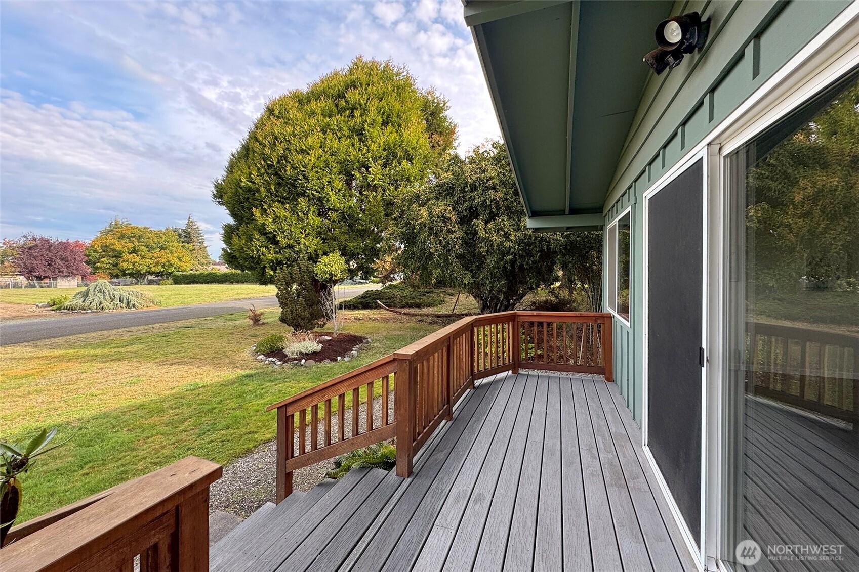 241 Bay View Street Property Photo 2