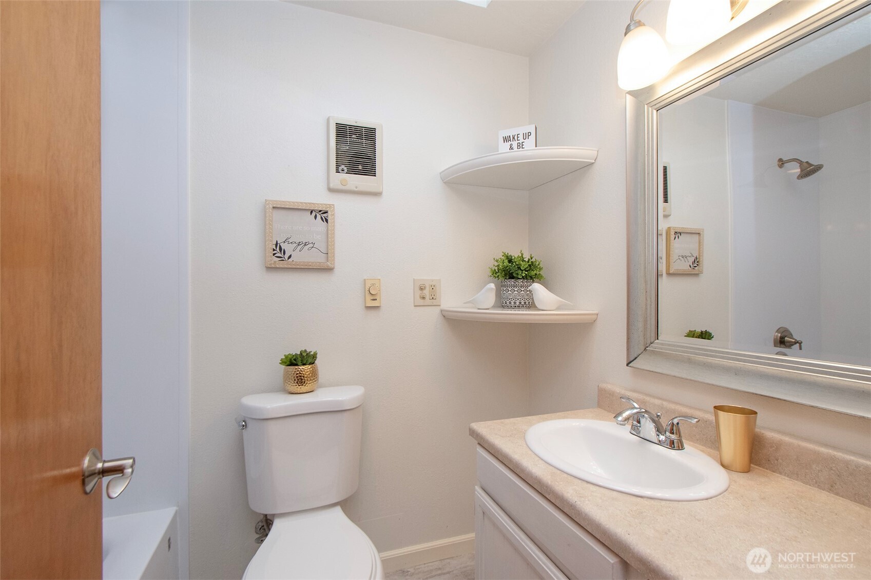 241 Bay View Street Property Photo 13
